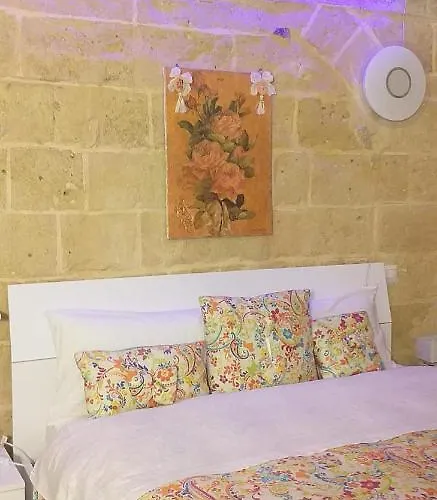 Le Camelie * אלטאמורה